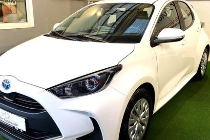 Toyota Yaris 11.000 km 18.950 € Berlin/Schöneberg 10827