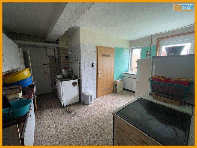 Einfamilienhaus Alsfeld / Eifa Eifa - 8 Zimmer, 180 m&sup2;, 82.900&euro; | Angebot:25800249