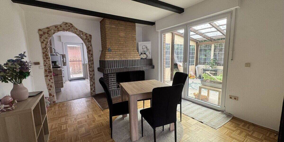 Einfamilienhaus Wiefelstede - 7 Zimmer, 151 m&sup2;, 329.000&euro; | Angebot:26815888