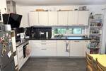 Moderne 3-Zimmer-Wohnung mit Terrasse, kleinem Gartenanteil und TG-Stellplatz, in beliebter Lage von Erlangen-Frauenaurach