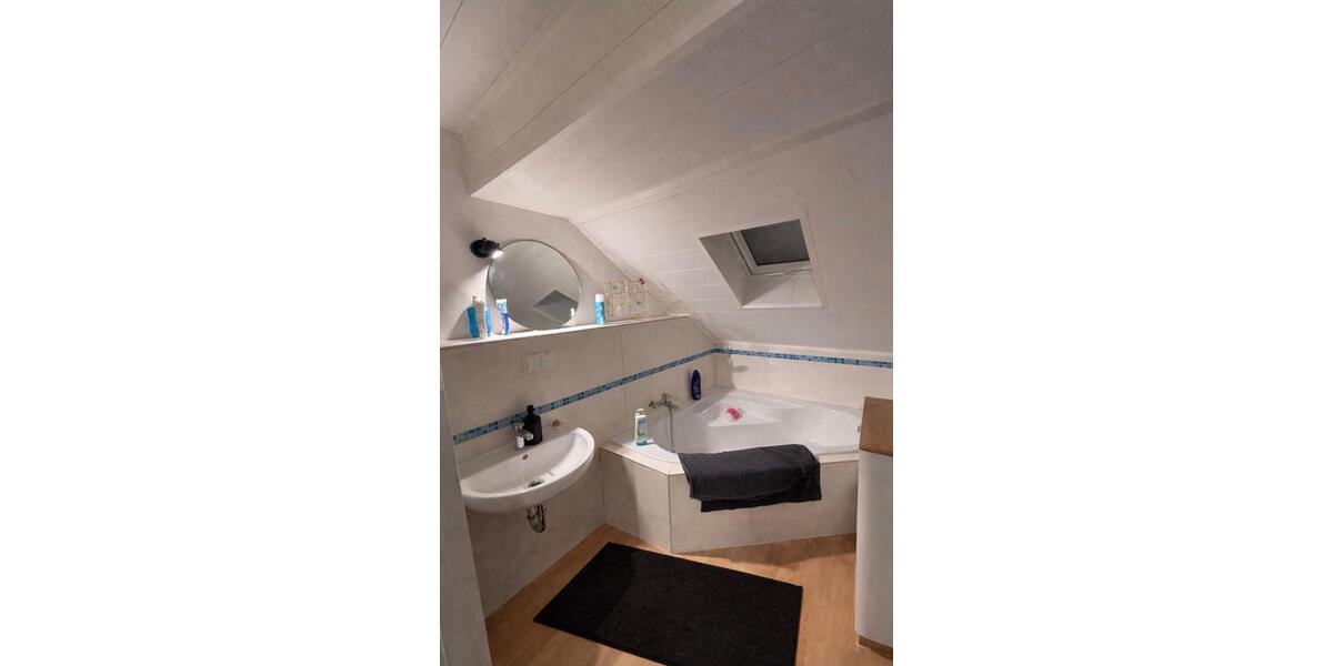 Dachgeschoßwohnung Ottweiler - 3 Zimmer, 75 m&sup2;, 900&euro; | Angebot:26236823