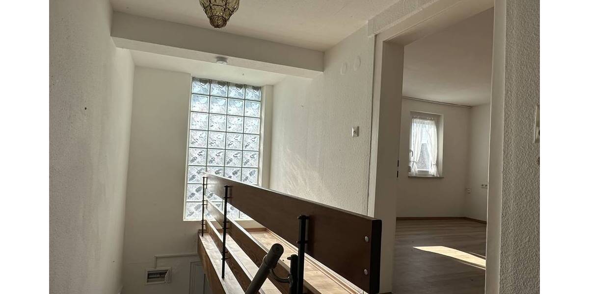 Einfamilienhaus Rottweil / Zepfenhan Zepfenhan - 7 Zimmer, 158 m&sup2;, 195.000&euro; | Angebot:26157441