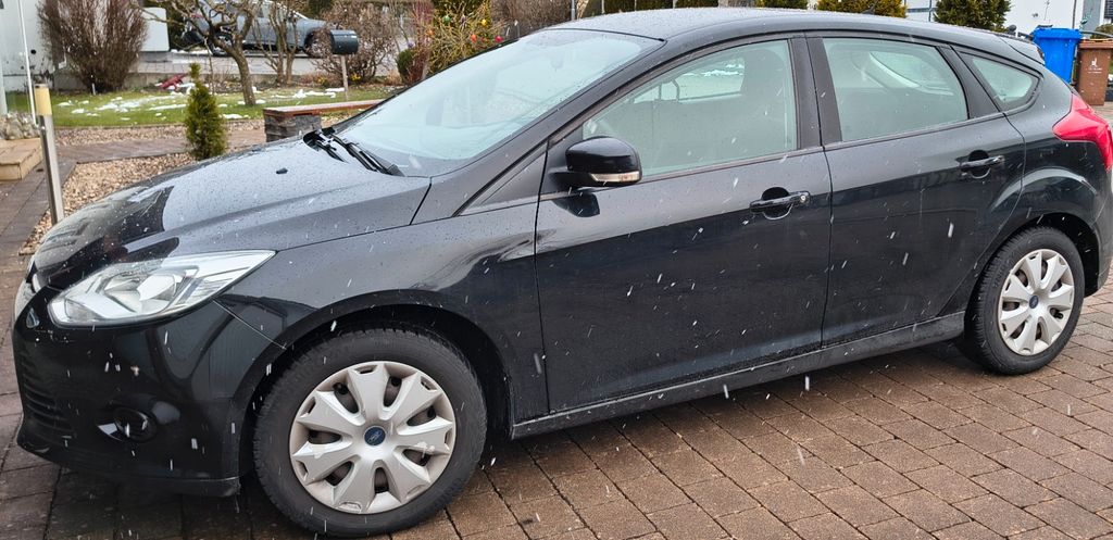 Ford Focus 130.000 km 5.200 &euro; Germaringen 87656