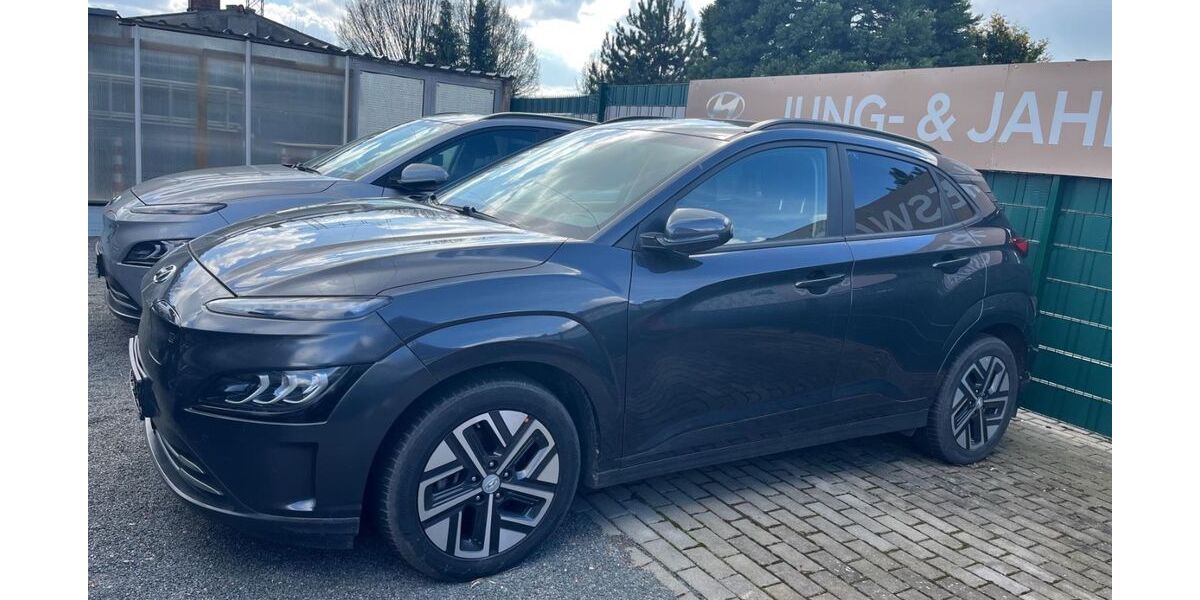 Hyundai KONA 39.330 km 28.500 &euro; Magdeburg 39116