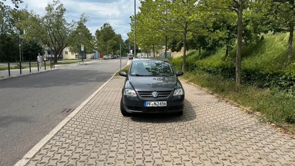 VW Fox 192.000 km 2.700 &euro; Pforzheim 75177