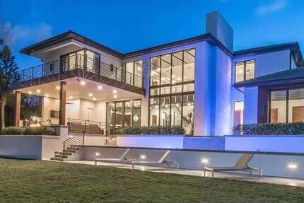 Haus zum Kaufen in Markgröningen 1.279.000 € 185 m² 8 zimmer