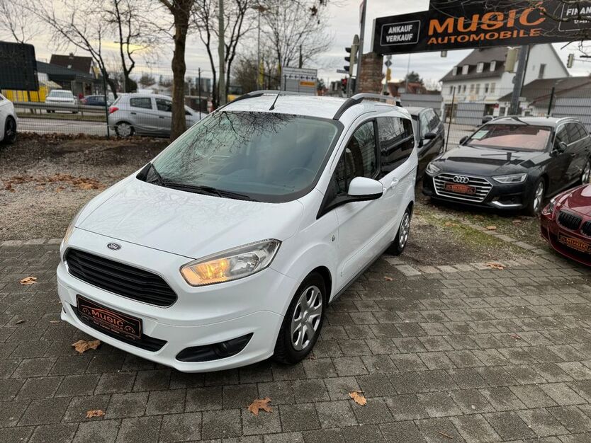 Ford Tourneo Courier 162.361 km 8.450 € München 81243