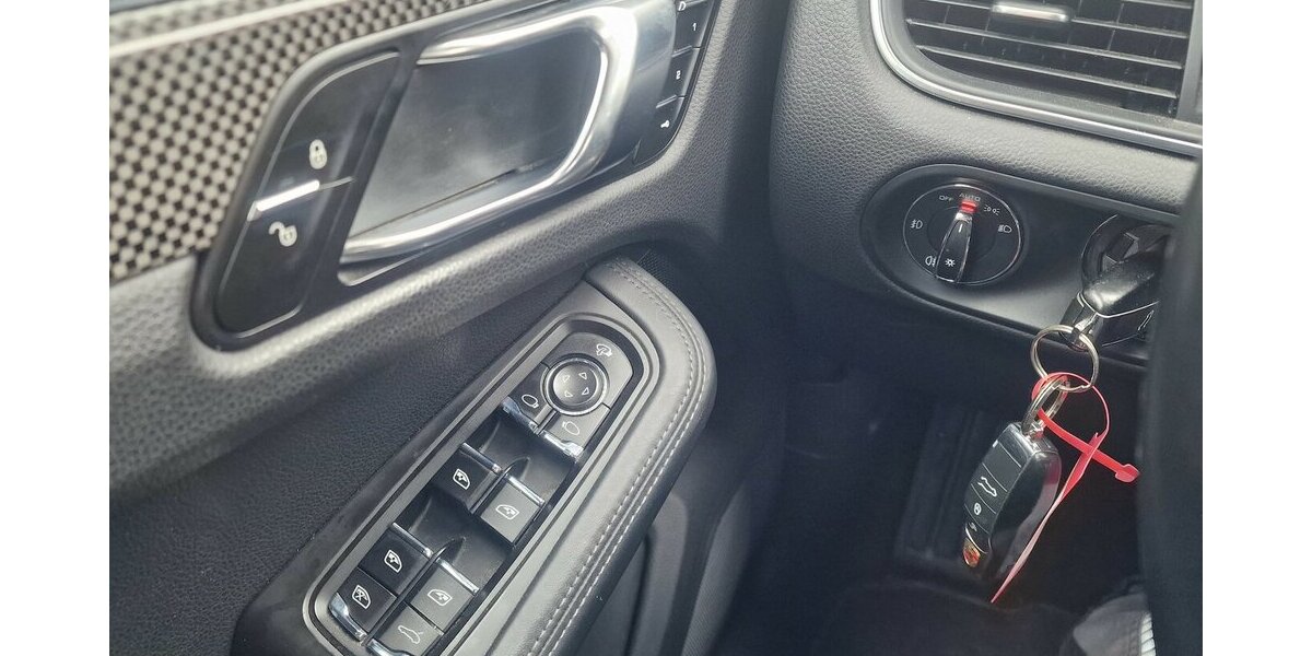 Porsche Macan S Diesel AHK 196.000 km 26.998 &euro; Landau 76829