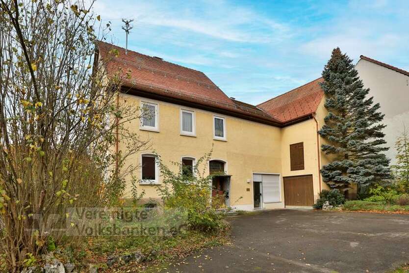 Haus zum Kaufen in Hohenstein Ödenwaldstetten 238.000 € 161.44 m²