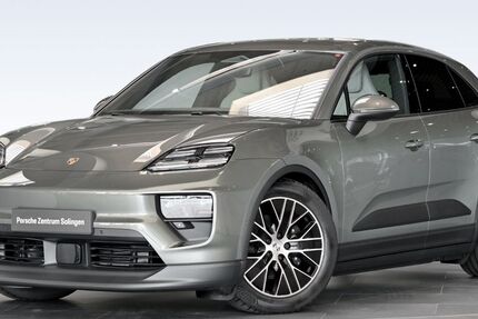 Porsche Macan 9.500 km 89.790 &euro; Solingen 42653