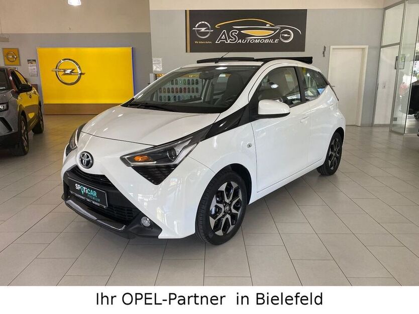 Aygo (X)
