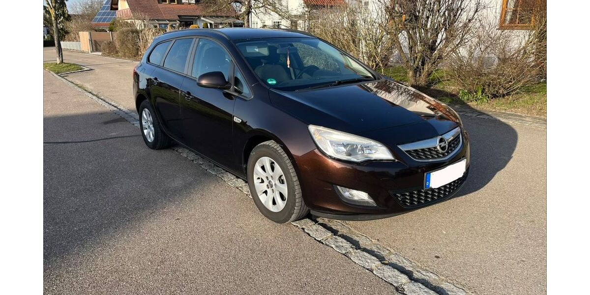 Opel Astra 284.000 km 1.999 &euro; Burgau 89331