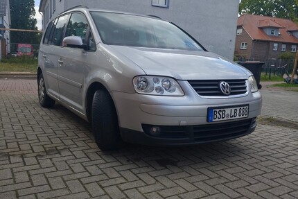 VW Touran 223.500 km 1.200 € Quakenbrück 49610