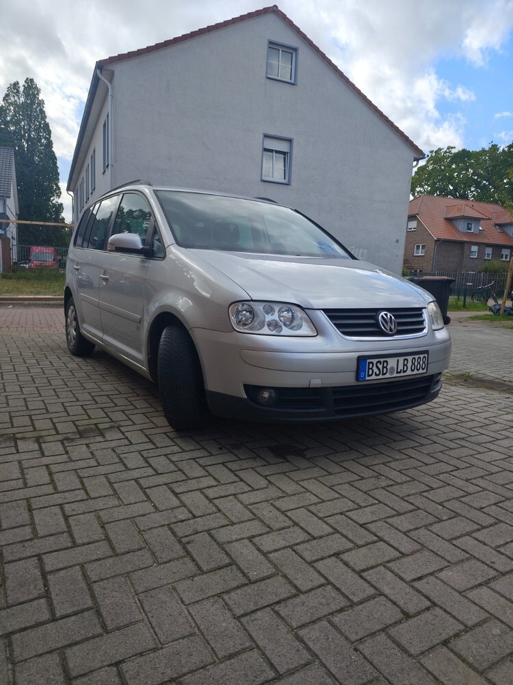 VW Touran 223.500 km 1.200 € Quakenbrück 49610