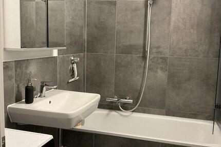 Wohnung München Bogenhausen - 5 Zimmer, 10 m&sup2;, 620&euro; | Angebot:25308072