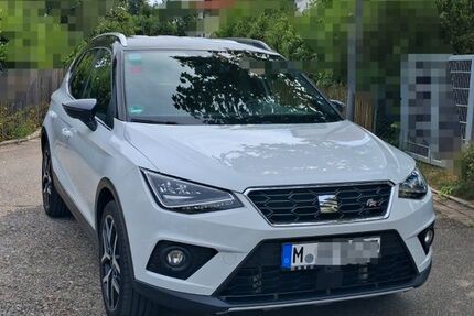 Seat Arona 31.600 km 16.999 &euro; München 81739