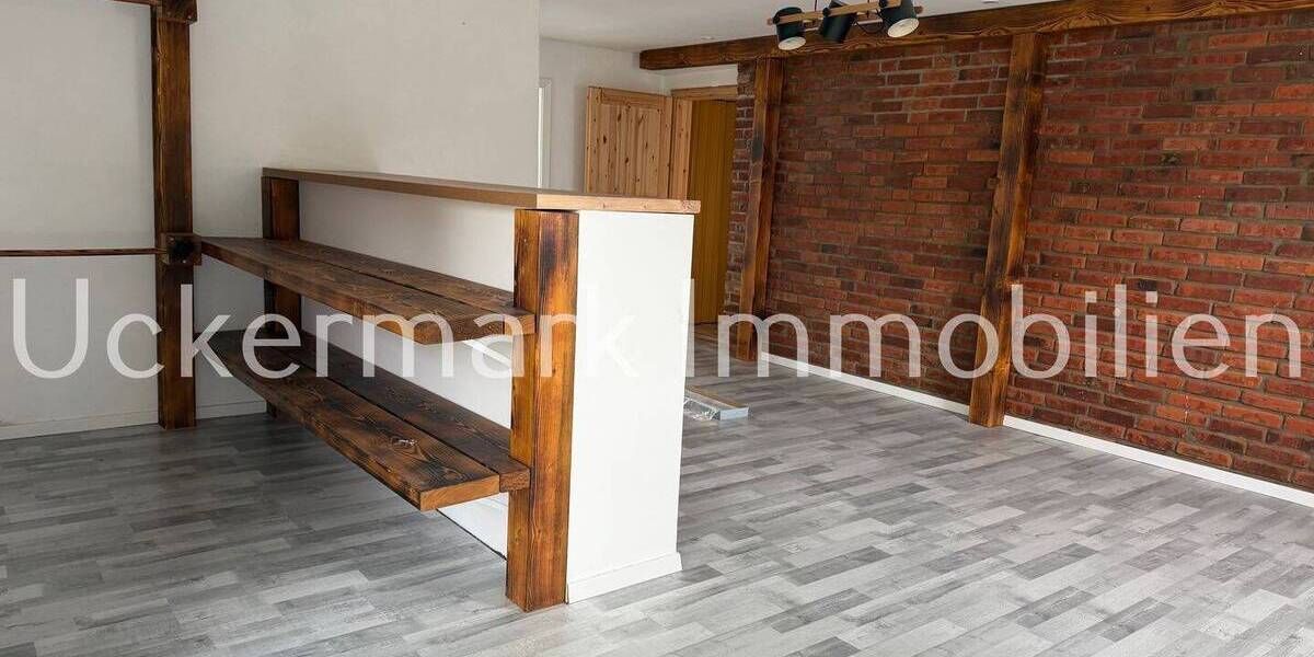 Einfamilienhaus Woldegk Bredenfelde - 8 Zimmer, 220 m&sup2;, 369.000&euro; | Angebot:26788101