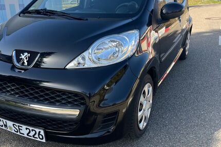 Peugeot 107 62.000 km 4.300 &euro; Calw 75365
