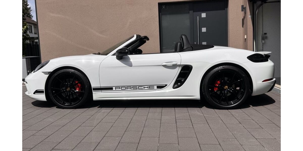 Porsche Boxster 50.000 km 63.100 &euro; Achern 77855
