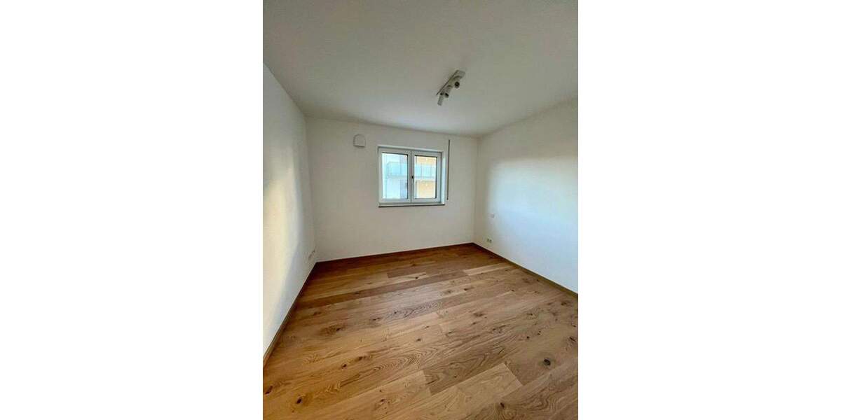 Wunderschöner Neubau 2 ZW EBK TG-Stellplatz Terrasse barrierefrei! 2 zimmer