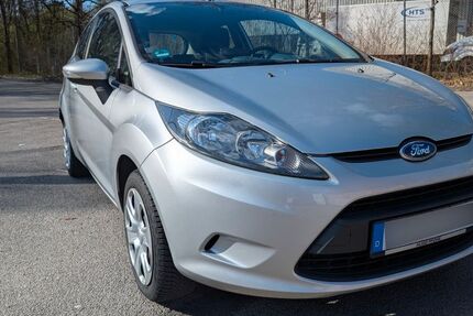 Ford Fiesta 123.000 km 3.499 &euro; Norderstedt 22844