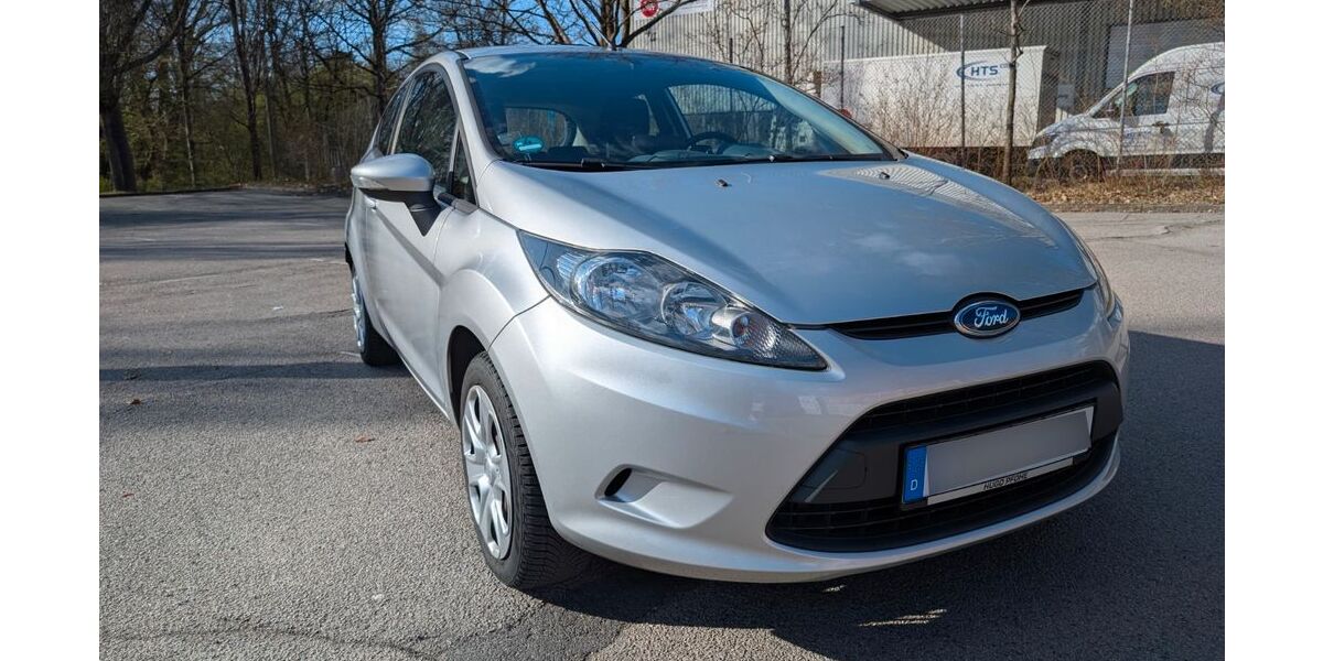 Ford Fiesta 123.000 km 3.499 &euro; Norderstedt 22844