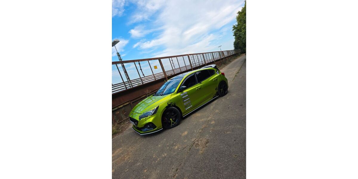Ford Focus 84.999 km 23.799 &euro; Mintraching 93098