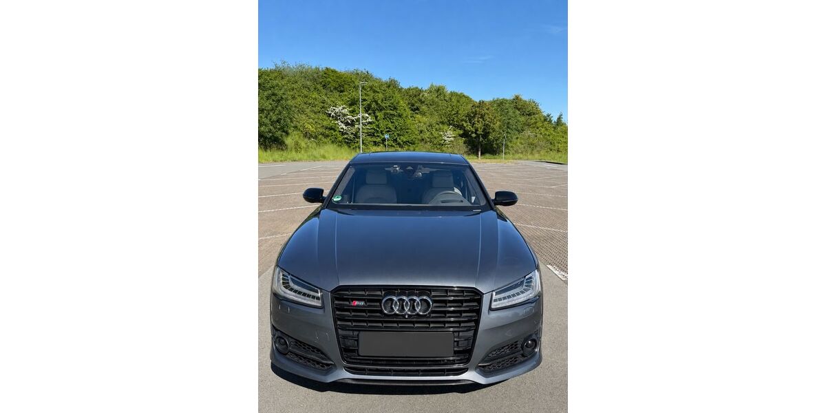 Audi S8 154.200 km 35.500 &euro; Allendorf Eder 35108