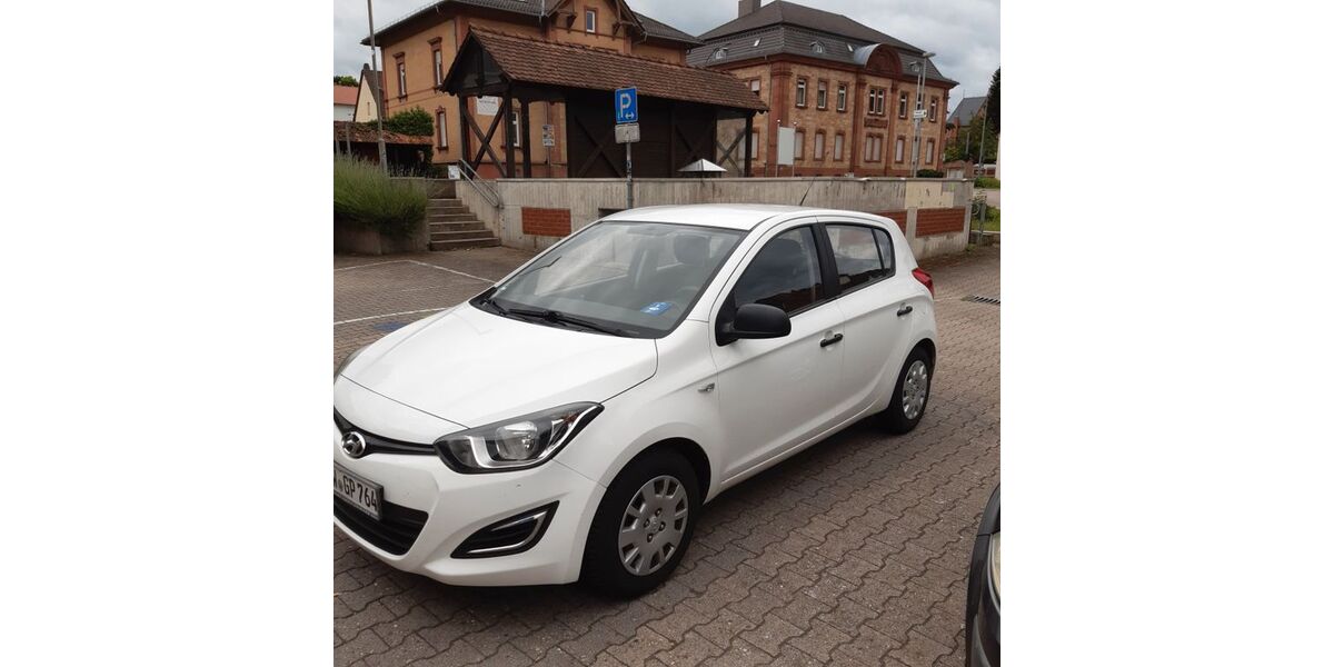 Hyundai i20 114.000 km 4.250 &euro; Schönau / Pfalz 66996