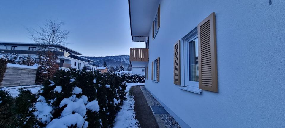 Erdgeschoßwohnung Füssen - 4 Zimmer, 114 m&sup2;, 1.440&euro; | Angebot:25408052