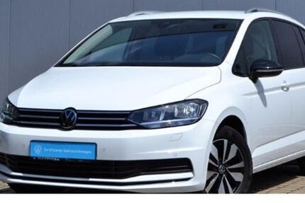 VW Touran 16.100 km 32.859 &euro; Bautzen 02625
