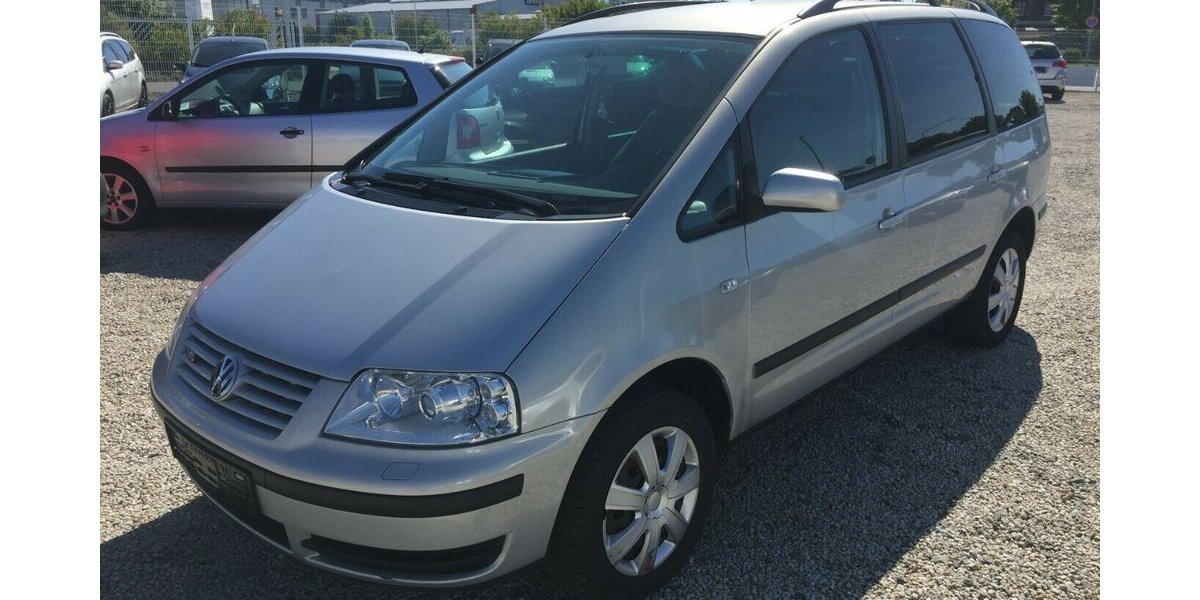 VW Sharan Family V6,Klima,Temp.,Aut.,AHK.,Tüv 08/27! 165.000 km 4.900 € Himmelkron 95502