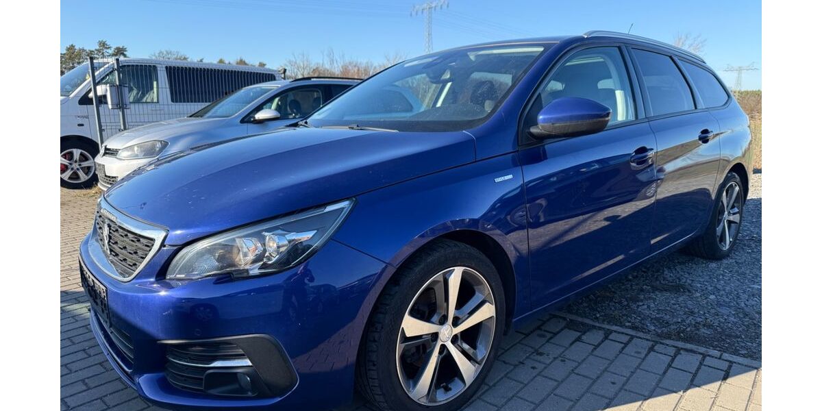 Peugeot 308 162.000 km 7.400 &euro; Wildau 15745