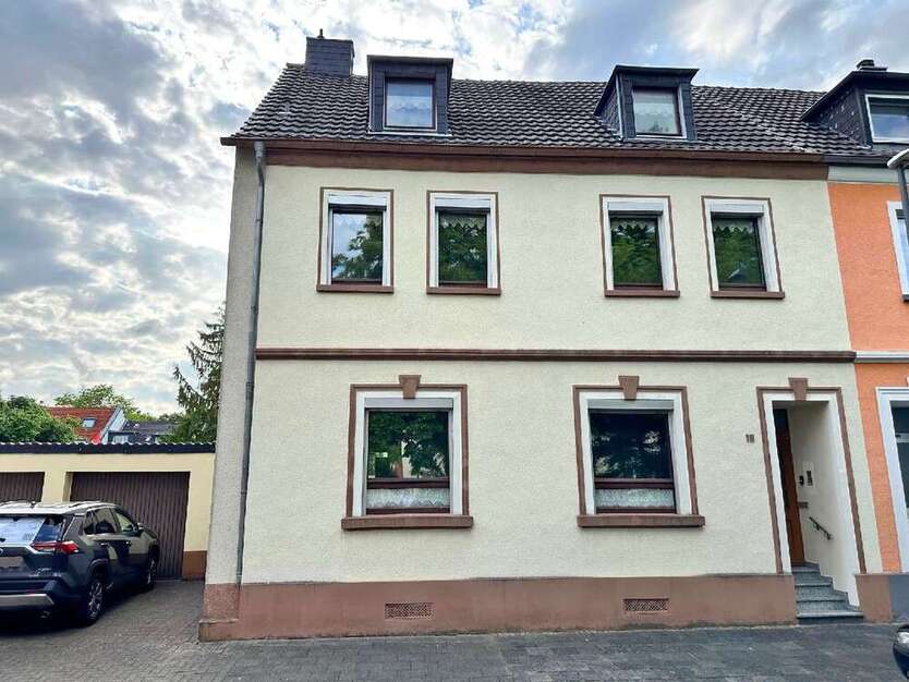 Haus zum Kaufen in Köln 548.000 € 176 m²