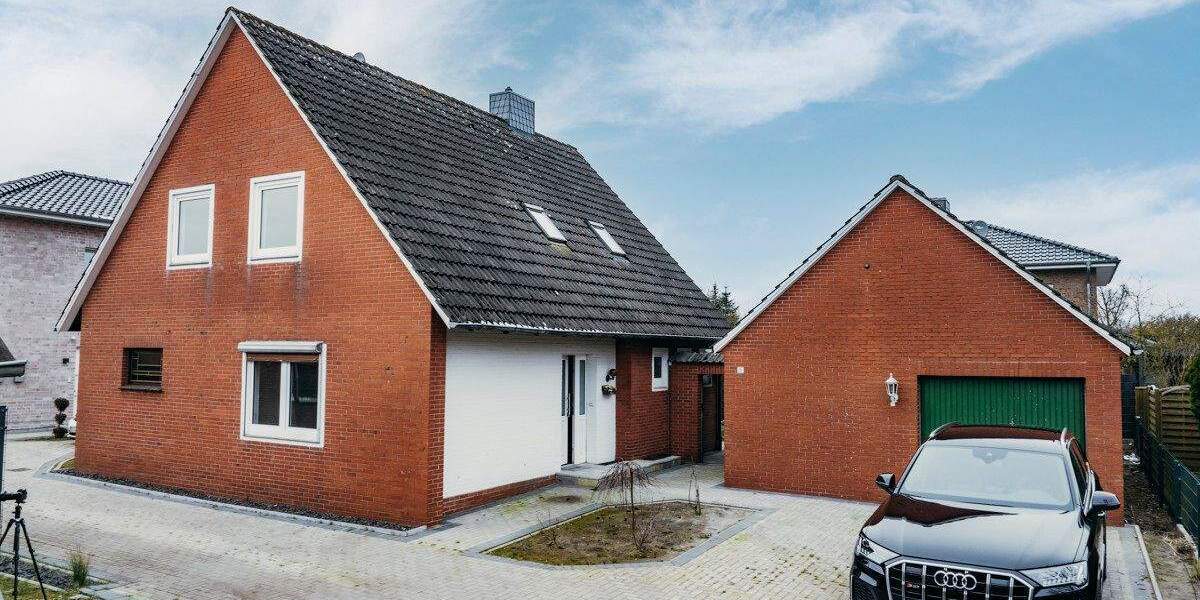 Einfamilienhaus Wiefelstede - 6 Zimmer, 130 m&sup2;, 299.000&euro; | Angebot:25736405