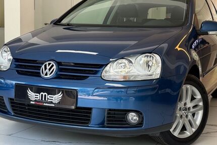 VW Golf 144.676 km 2.975 &euro; Sinzig 53489
