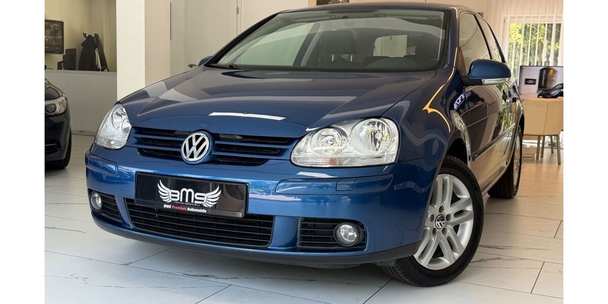 VW Golf 144.676 km 2.975 &euro; Sinzig 53489