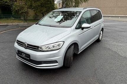 VW Touran 143.000 km 15.000 &euro; Heusenstamm 63150