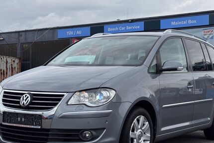 VW Touran 223.927 km 2.990 &euro; Maintal 63477