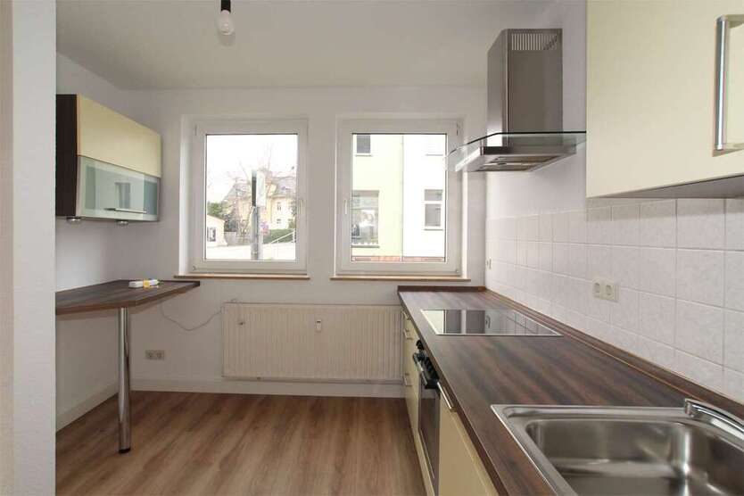 Wohnung zum Mieten in Limbach-Oberfrohna 300 € 54.72 m²