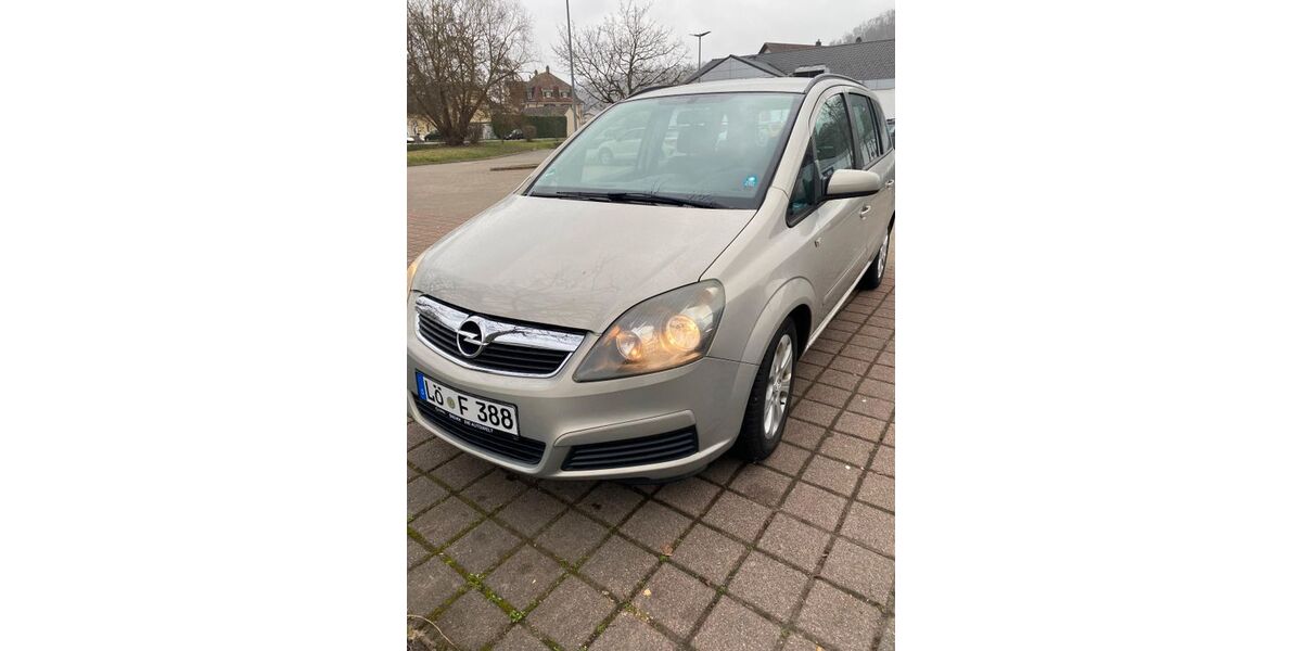 Opel Zafira 159.000 km 2.900 &euro; Grenzach Wyhlen 79639