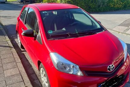 Toyota Yaris 157.599 km 4.000 &euro; Eschweiler 52249