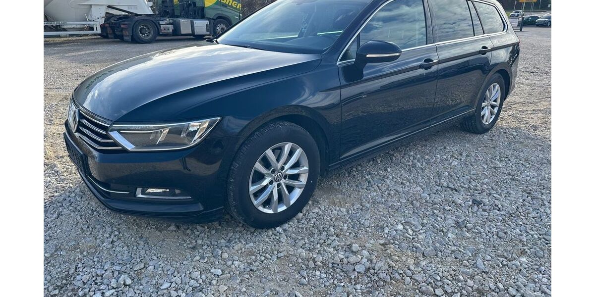 VW Passat 226.000 km 9.490 € Neu-Ulm (Pfuhl) 89233
