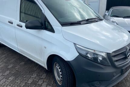 Mercedes-Benz Vito 319.438 km 9.850 &euro; Neumünster 24537