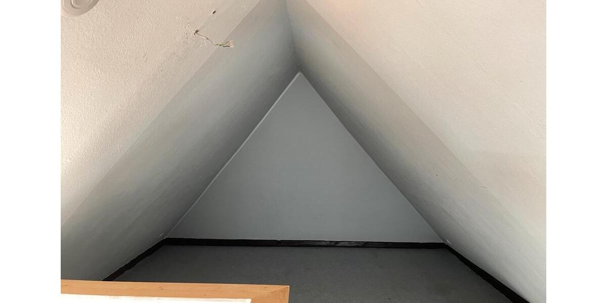 Dachgeschoßwohnung Anklam - 2 Zimmer, 55 m&sup2;, 365&euro; | Angebot:26085754