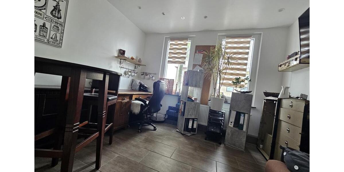 Mehrfamilienhaus, Wohnhaus Wilhelmshaven - 9 Zimmer, 240 m&sup2;, 420.000&euro; | Angebot:26522213