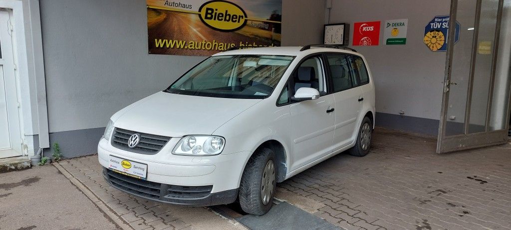 VW Touran 117.000 km 1.850 &euro; Sarching 93092