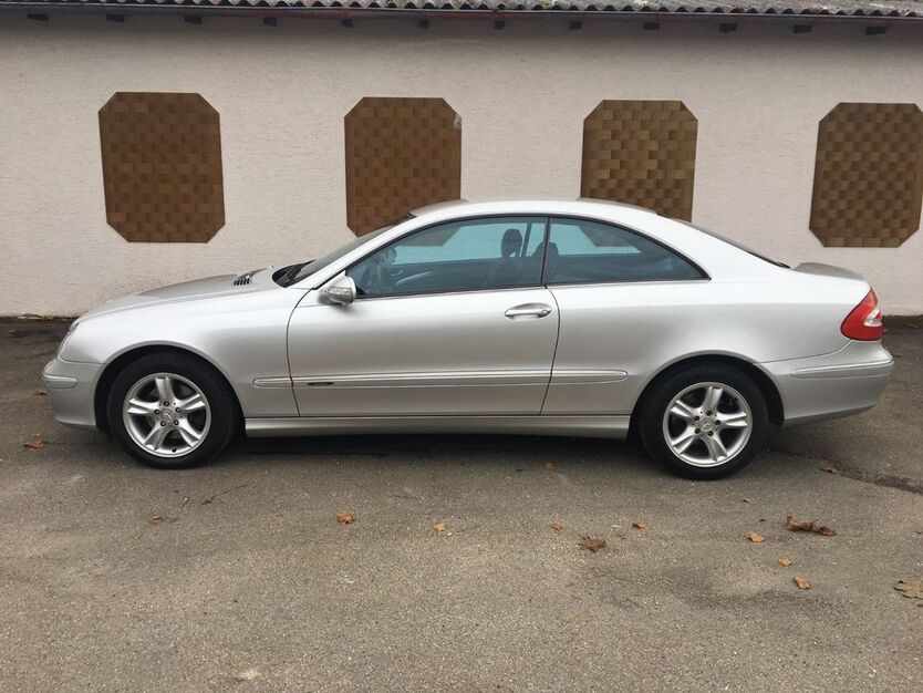 Mercedes-Benz CLK 240 198.000 km 3.900 € Hohenstein-Bernloch 72531