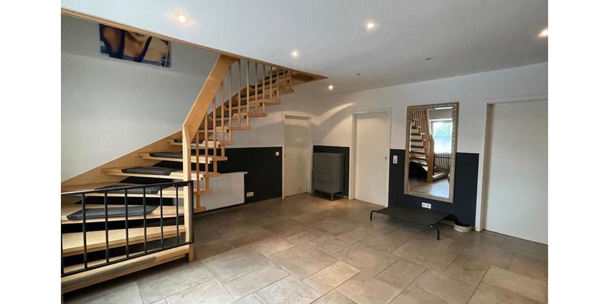 Bauernhaus, Landhaus Högel - 9 Zimmer, 291 m&sup2;, 560.000&euro; | Angebot:25376503