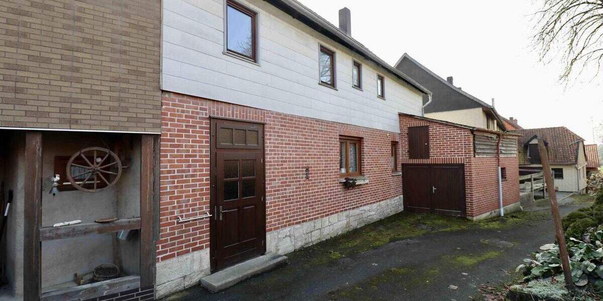 Einfamilienhaus Bad Gandersheim Gehrenrode - 8 Zimmer, 150 m&sup2;, 99.000&euro; | Angebot:25744222